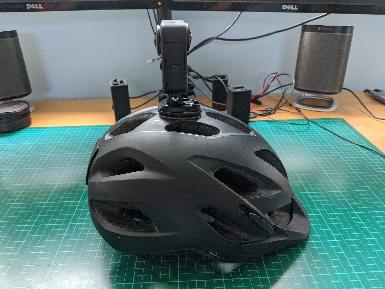 Helmet mount